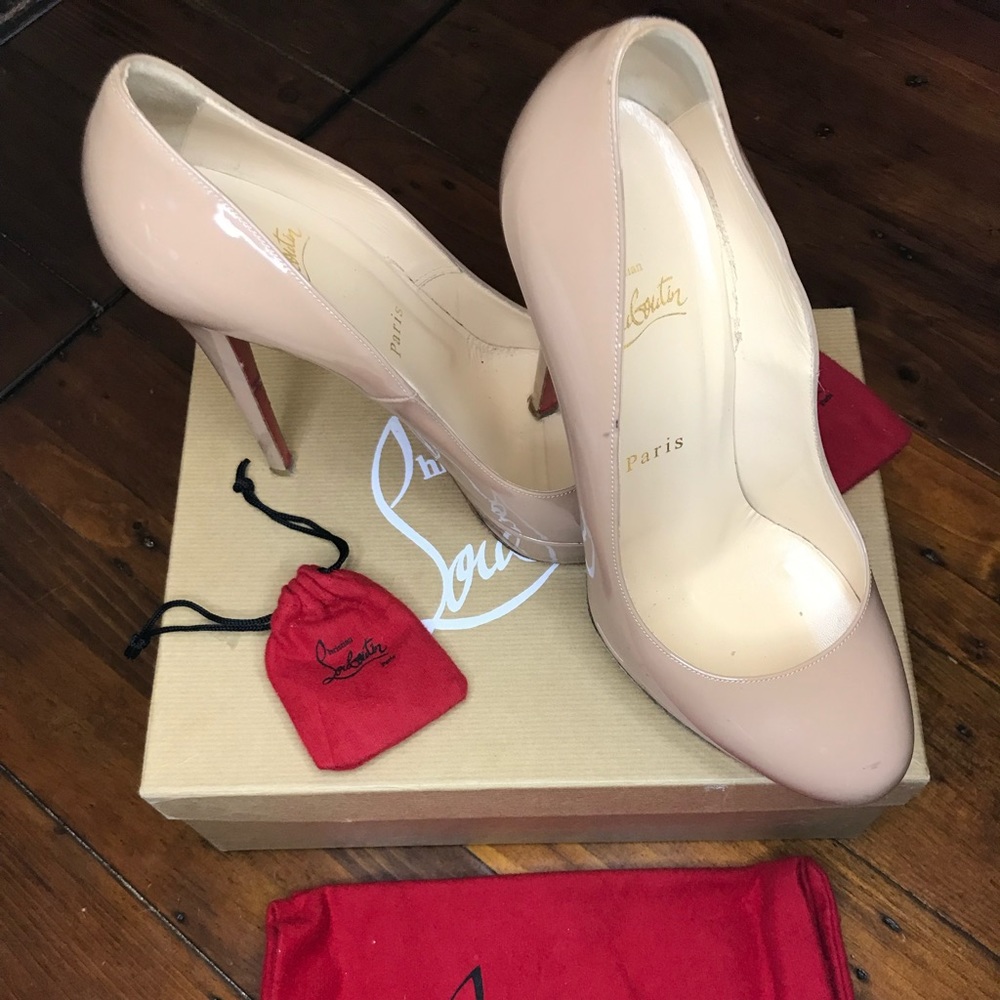 Bianca Louboutin Nude Pumps